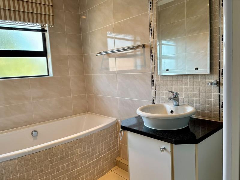 3 Bedroom Property for Sale in Langenhovenpark Free State